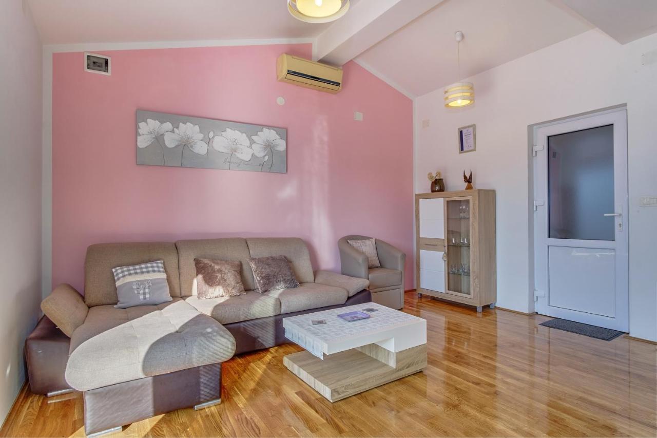 Apartments Zerjav Mali Losinj Exterior photo
